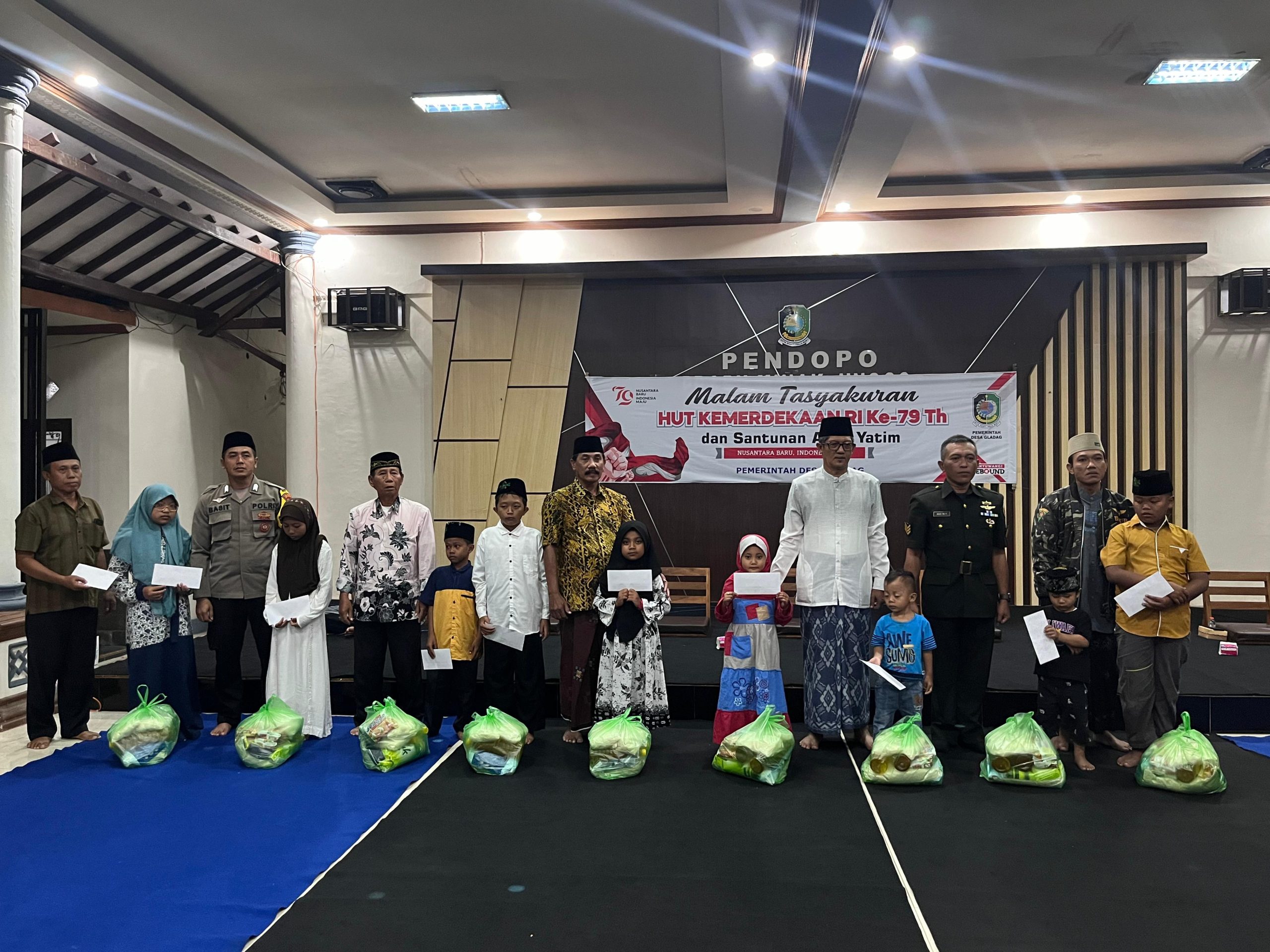 Desa Gladag Santunan YATIM, 17 Agustus