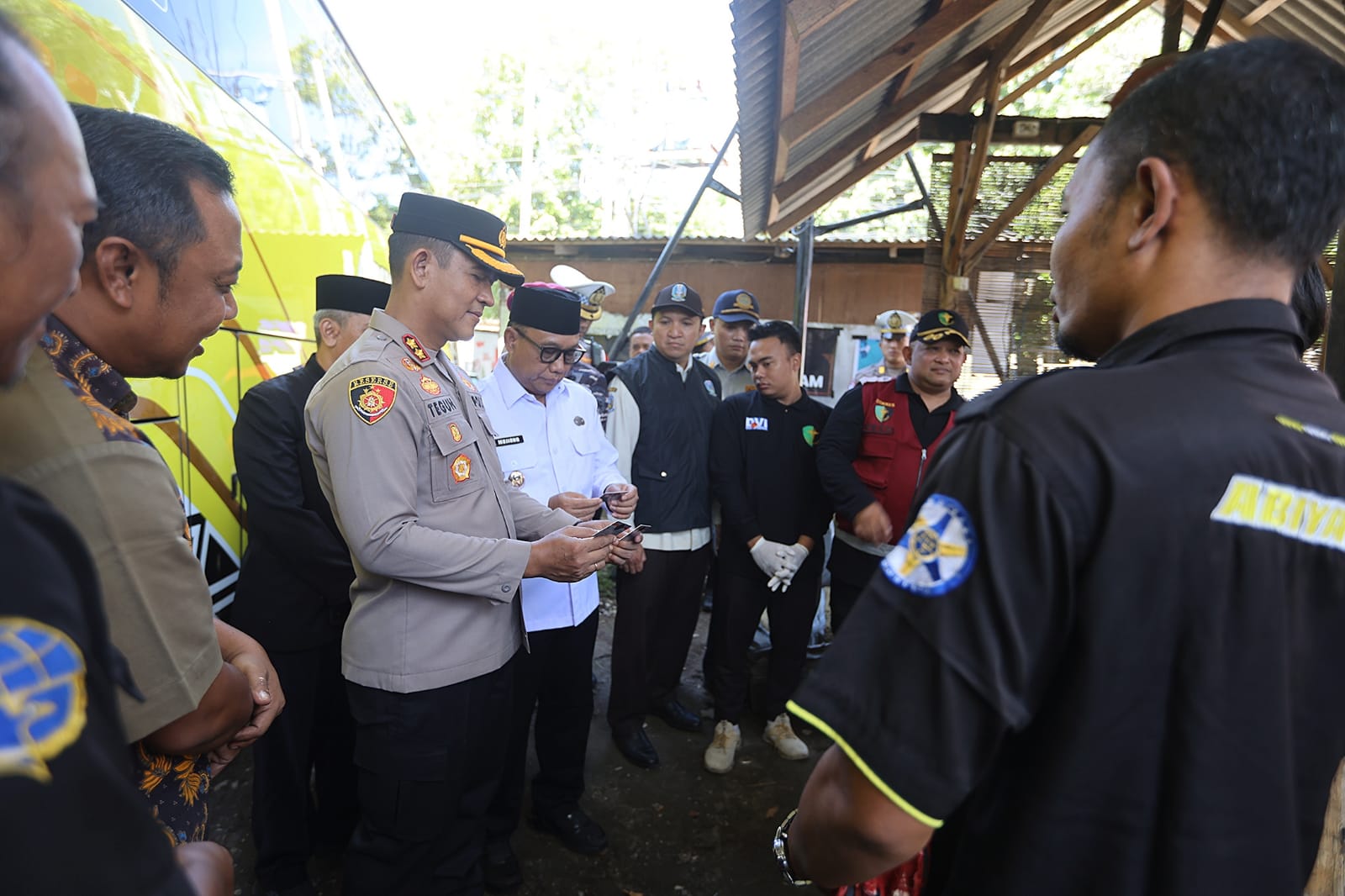 Pemkab Banyuwangi dan Polresta Banyuwangi Gelar Ramp Check Bus Angkutan Umum untuk Mencegah Kecelakaan